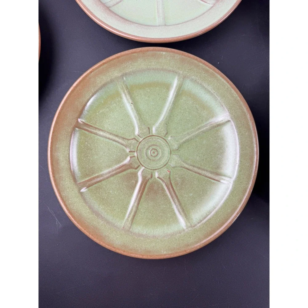 Set of 5 Vintage Green Stoneware Salad Plates Wagon Wheel Sunburst Embossed 8